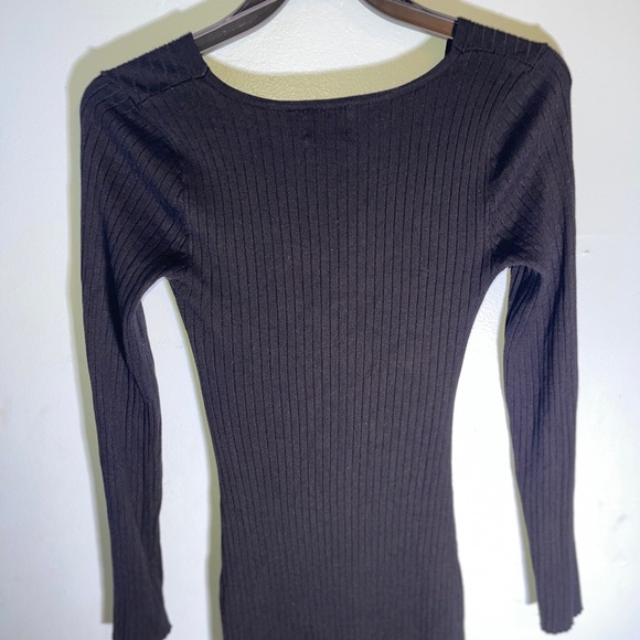 Elegant Black Knotted Dress - Picture 5 of 5